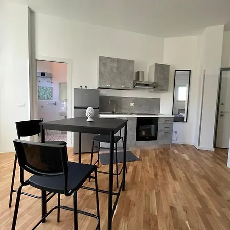 Appartement Nice And Comfy : Central Area Of *